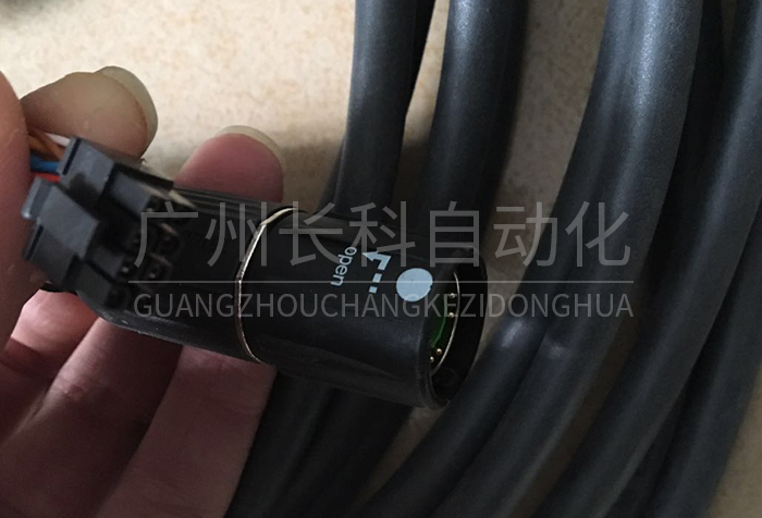 庫(kù)卡C4示教器線(xiàn)纜00-181-563 庫(kù)卡C4示教器線(xiàn)纜00-181-563