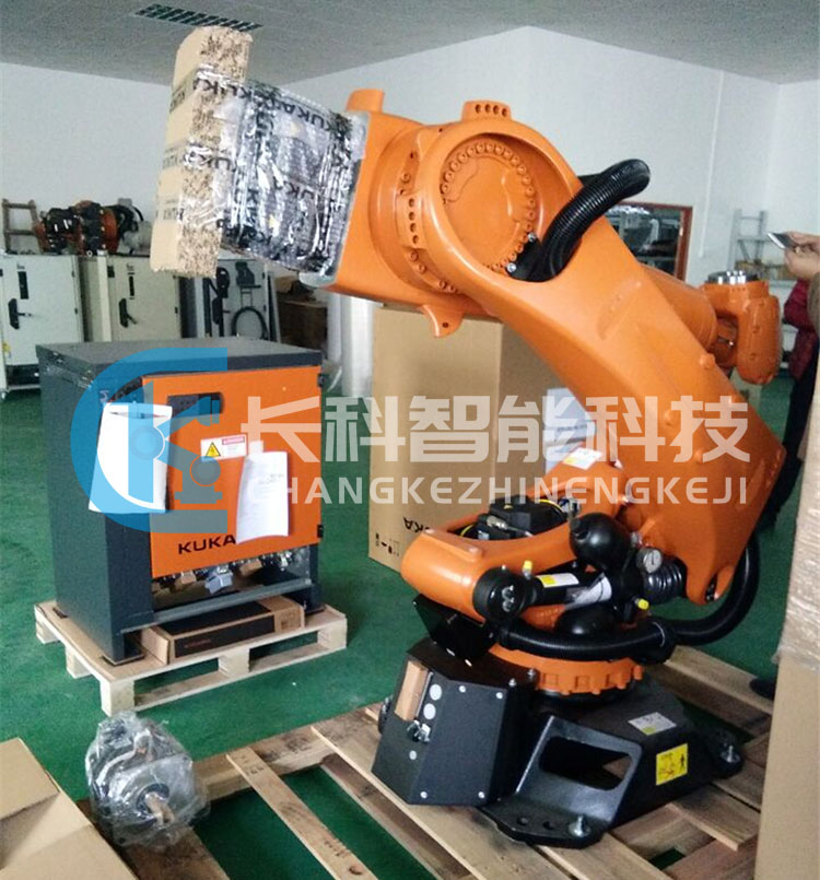 庫卡機(jī)械手KR210 R2700平衡缸00-207-218 庫卡機(jī)械手KR210 R2700平衡缸00-207-218