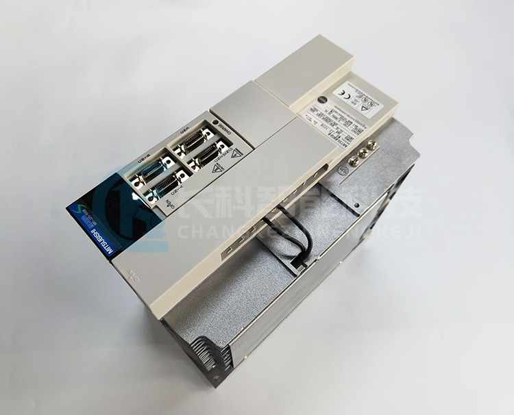 三菱伺服驅(qū)動模塊MR-J2S-500B 三菱伺服驅(qū)動模塊MR-J2S-500B